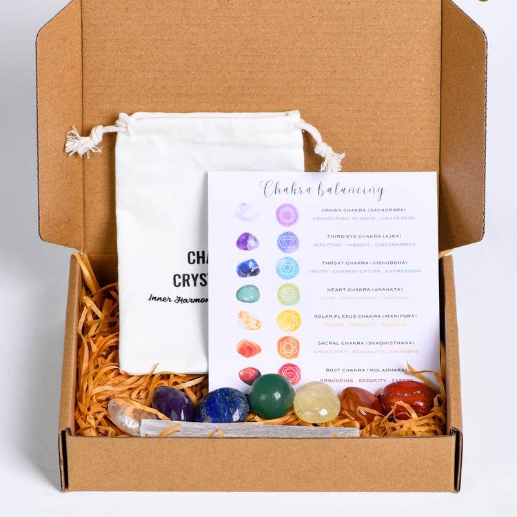 Activate the Life Energy Field! Classic Seven Chakra Healing Stone Set · One Set Awakens the Self-healing power of the Body and Mind -- Contains 7 chakra natural crystal stones + gypsum energy bars + customized interpretation cards + sacred storage bags