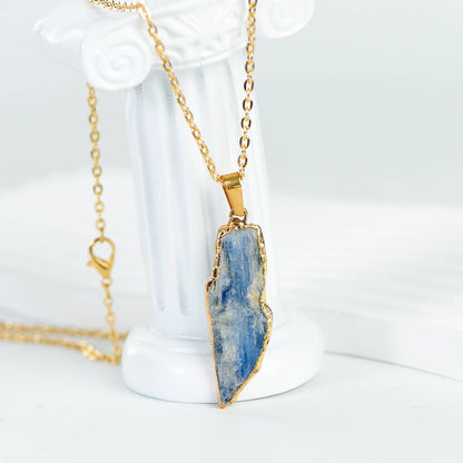 "Sleeping Starry Sky and Flowing Moonlight: The Gilded Awakening of a Blue Crystal Rough Stone"