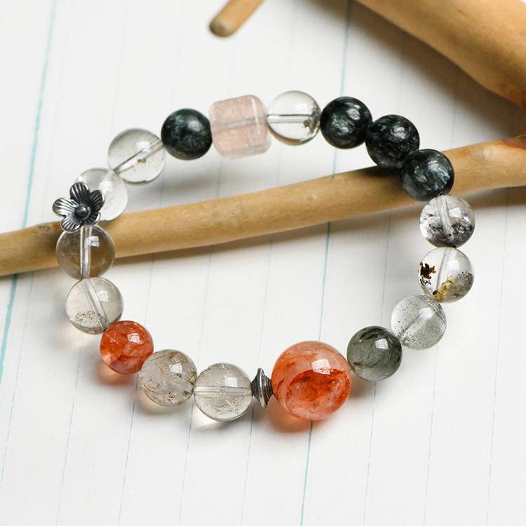 Green dragon crystal Green Ghost Red Gel Flower bracelet: 13mm Blood Flame top bead · Triple Green Energy Wealth Array