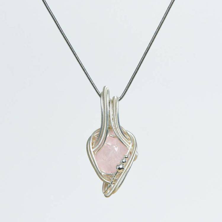 A Glance for a Thousand Years · The Enchanting Love of Natural Raw Stones