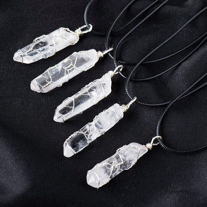She is not a gem, but a frozen light and mountain spirit: the journey of a white crystal hexagonal pillar
