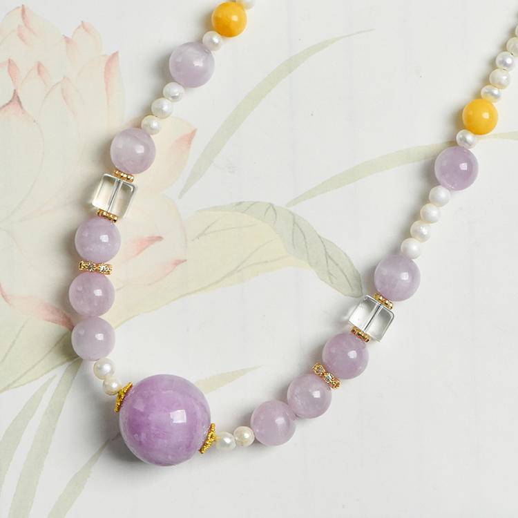 "Light Dome Spirit Key" Purple Lithium Light Spiritual Matrix Collarbone Chain: When moonlight turns into a spiritual energy conduit, it awakens the sleeping Star Dome map
