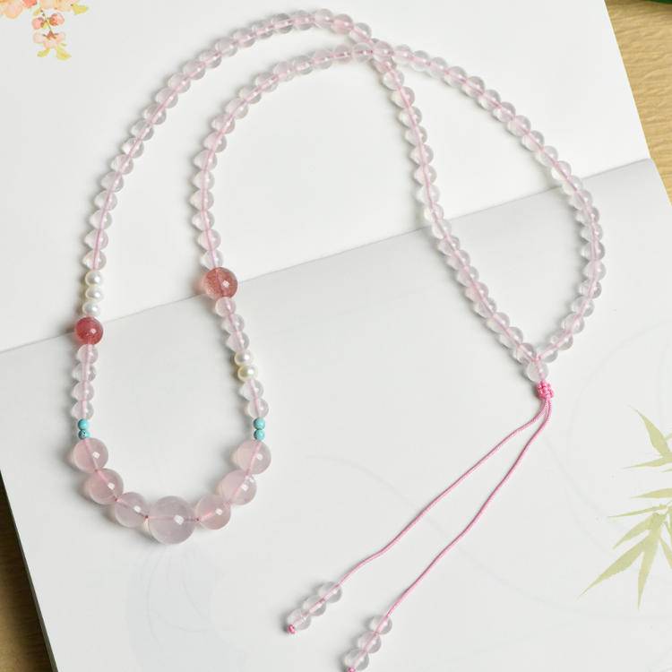 Honey Garden: Large Particle Rose Crystal Collarbone Chain · Encounter the Sweetness of Strawberry Crystal and the tranquility of Turquoise
